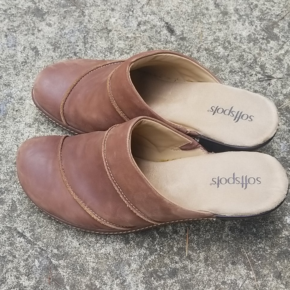 Softspots leather mule slides